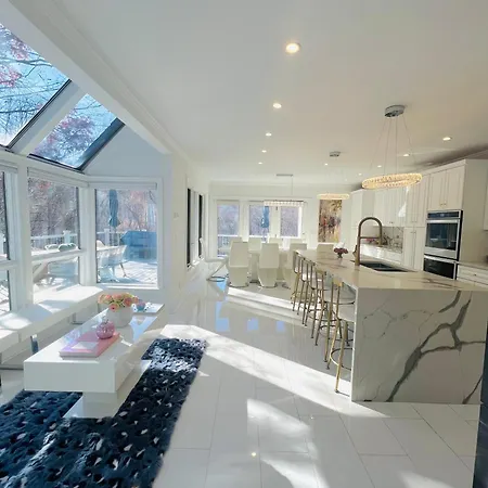 Villa Mountain Vista Luxury Retreat!